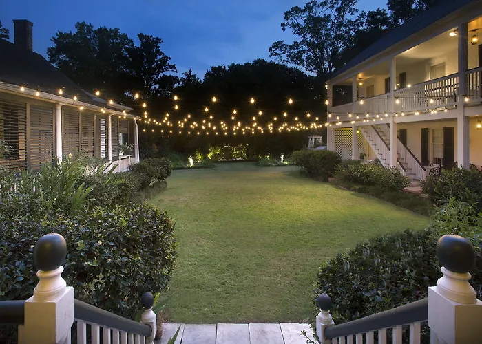 Linden - A Historic Bed And Breakfast Natchez